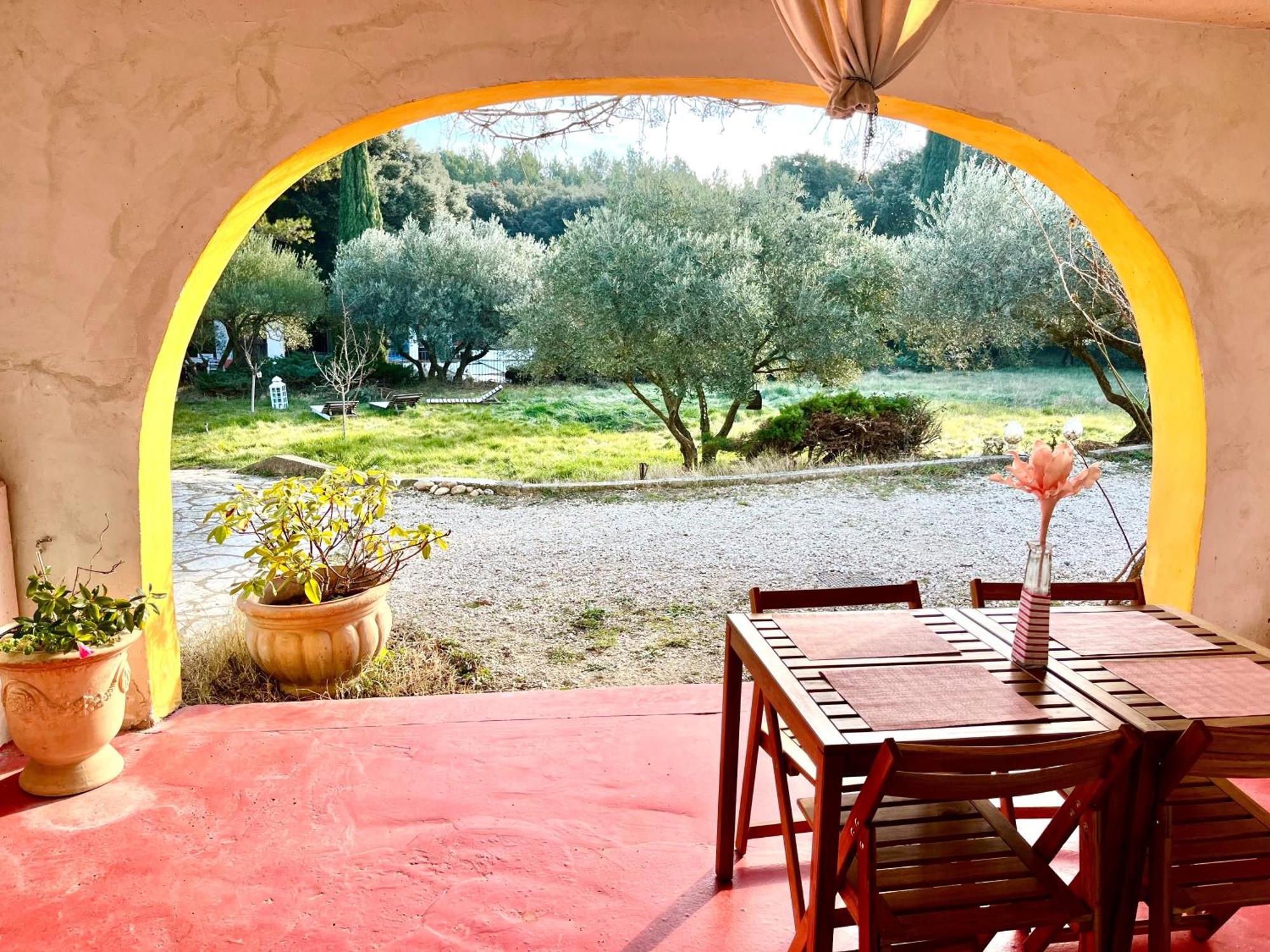 Domaine Colibri En Provence Hotell Pujaut Eksteriør bilde