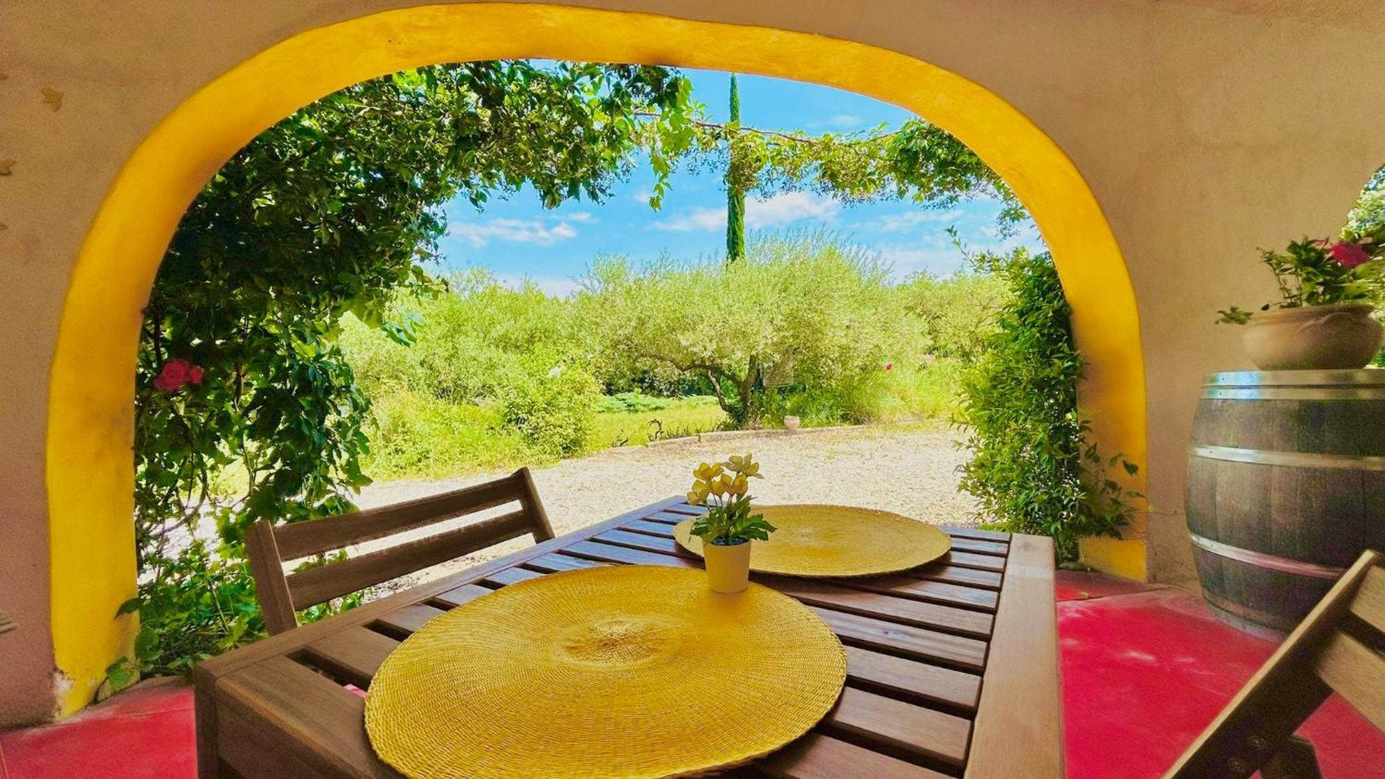 Domaine Colibri En Provence Hotell Pujaut Eksteriør bilde